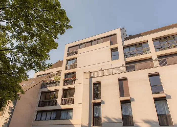 Apartment Montrachet 4 Personnes Vue Cathedrale 1 Place De Parking Dijon