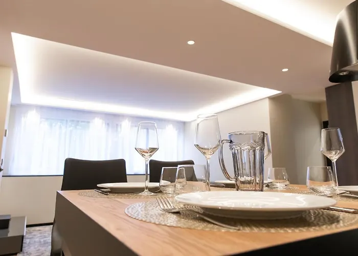 Montrachet 4 Personnes Vue Cathedrale 1 Place De Parking Dijon