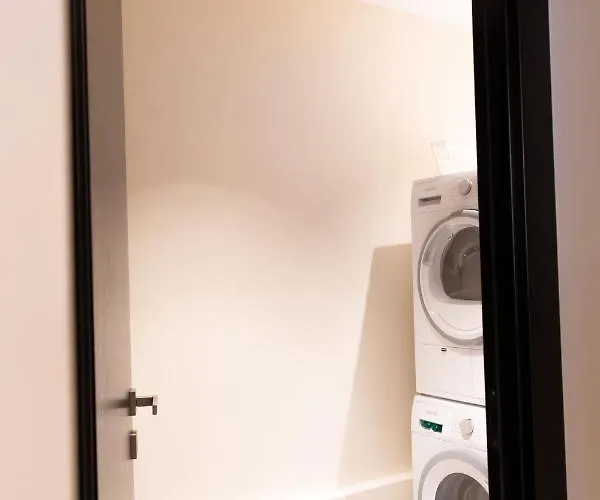 Montrachet 4 Personnes Vue Cathédrale 1 Place De Parking *